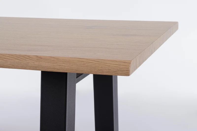 Tavolo Fred con gambe in acciaio verniciato, piano in mdf rivestito in carta melaminica 180 x 90 cm