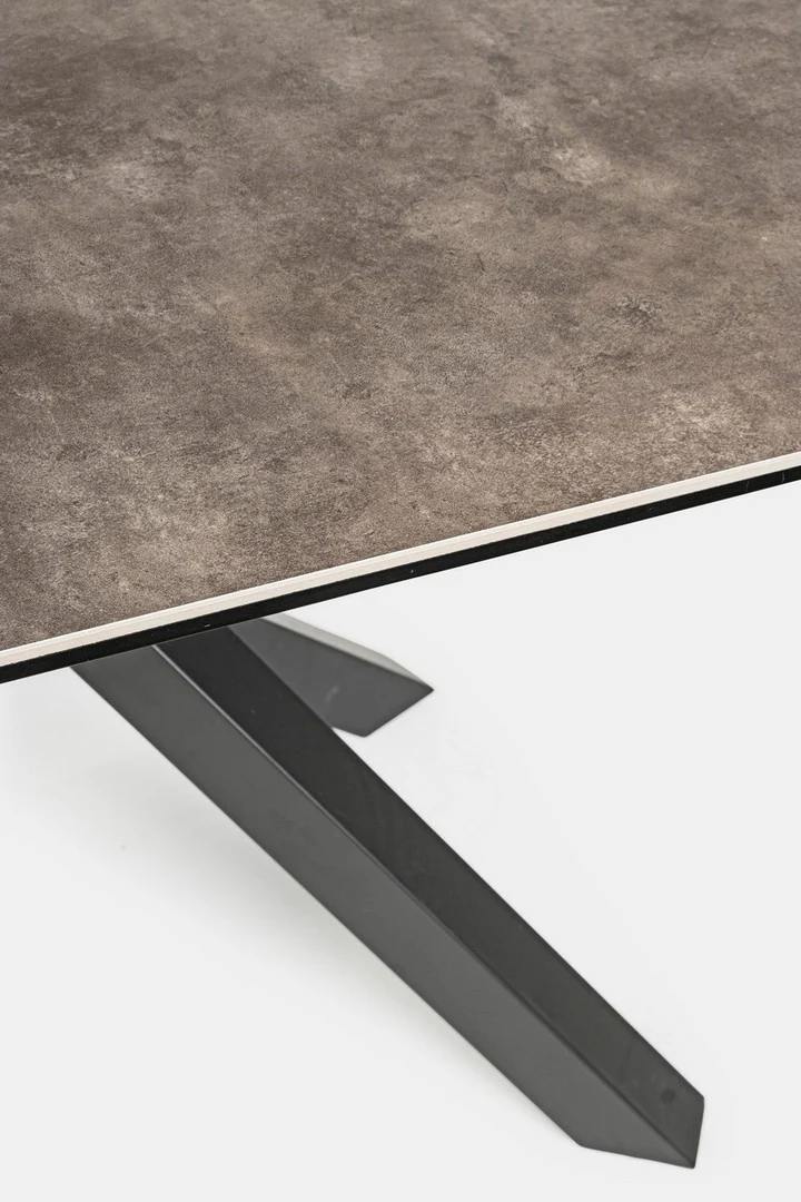 Tavolo Messier struttura in acciaio verniciato, piano in ceramica con supporto in vetro temperato