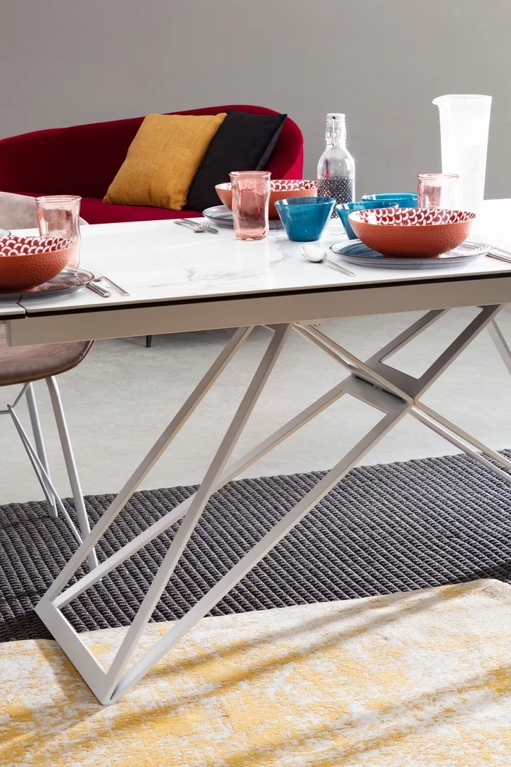 Tavolo Quasar allungabile rettangolare con piano in ceramica con supporto in vetro temperato da 160-240 x 90 cm