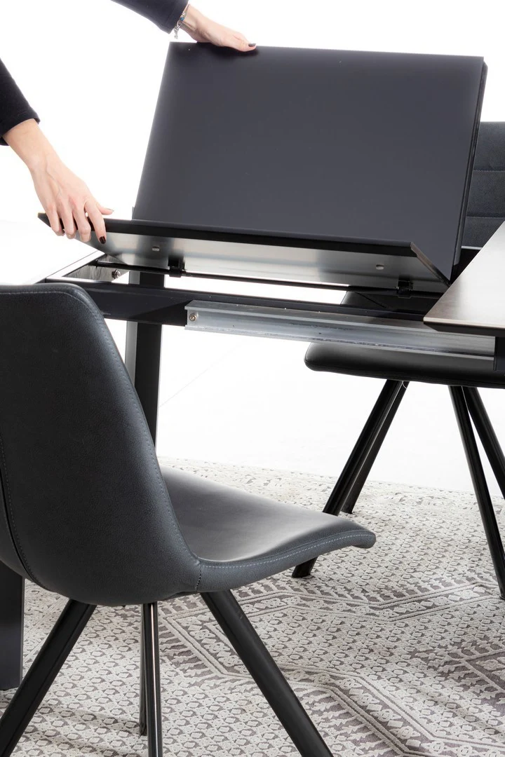 Tavolo "Briva" allungabile rettangolare con piano in ceramica e supporto in mdf