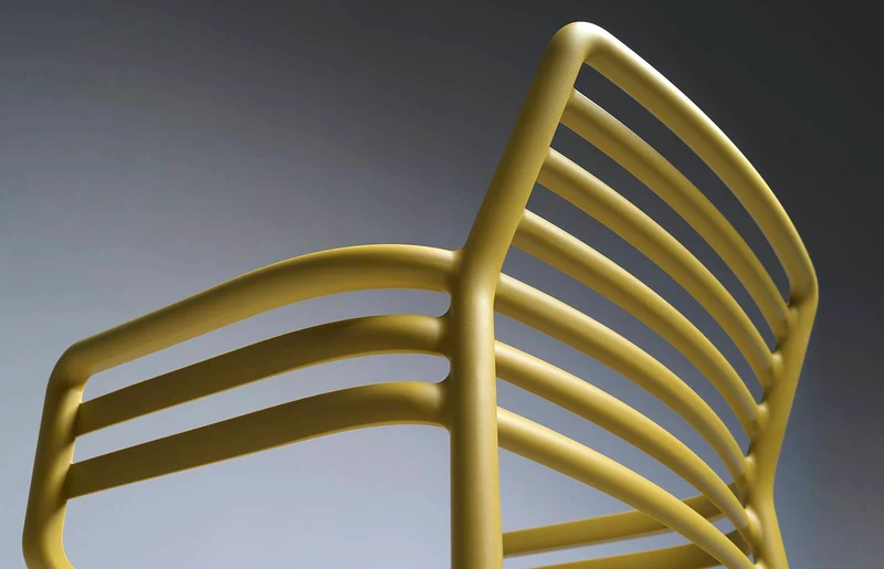 Sedia "Doga Armchair" in polipropilene fiber-glass per giardino, bar e ristorante "Made in Italy"