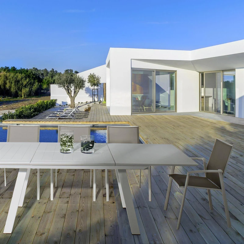 Poltrona "Cruise" struttura in alluminio verniciato e texilene per giardino e veranda