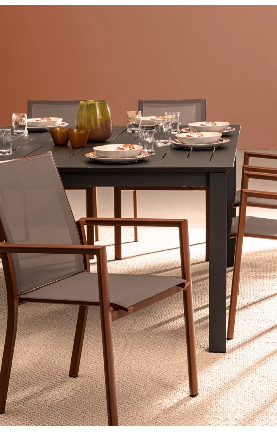 Tavolo Quadrato allungabile "Konnor" in alluminio Antracite da esterno 160x110/160 per giardino e veranda