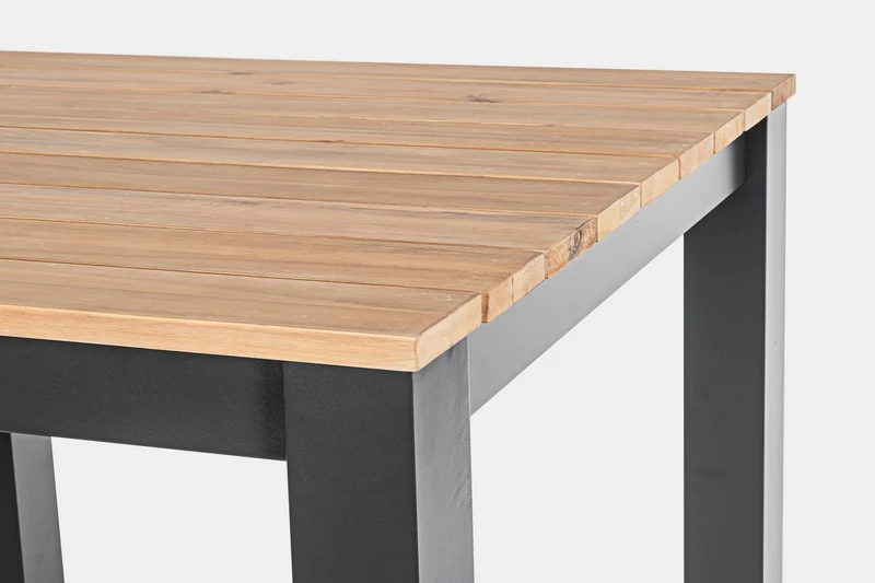 Tavolo quadrato moderno "Kailani" in alluminio verniciato nero e doghe in legno di acacia