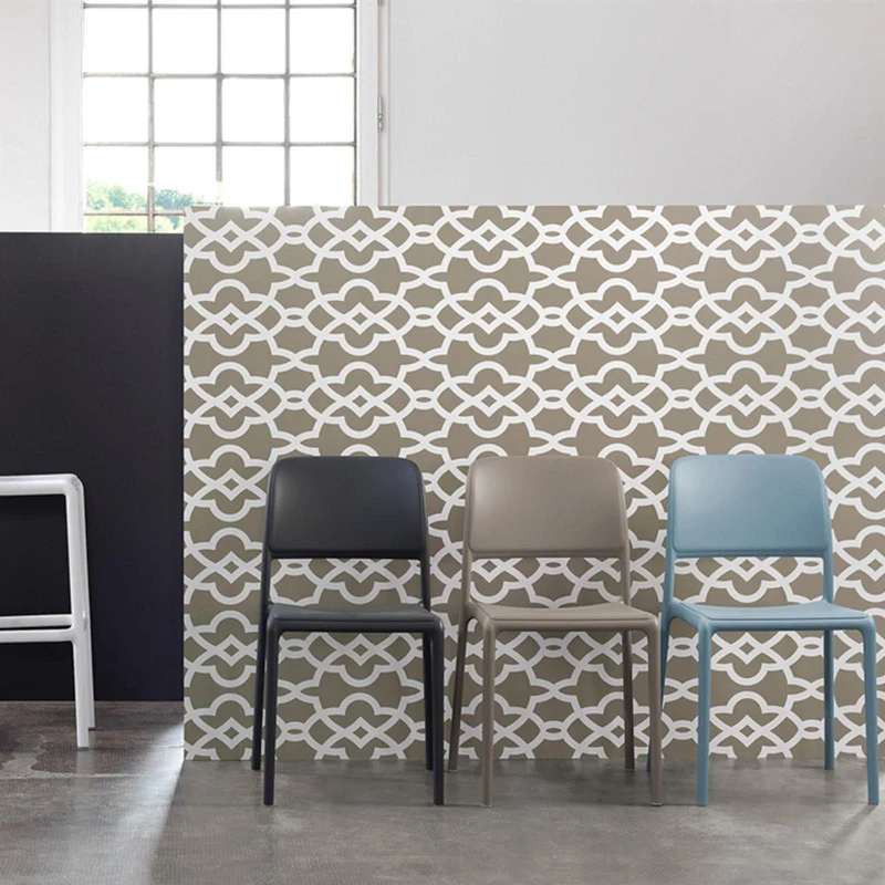 Poltrona "Riva" in fiber-glass per giardino, bar e ristorante "Made in Italy"