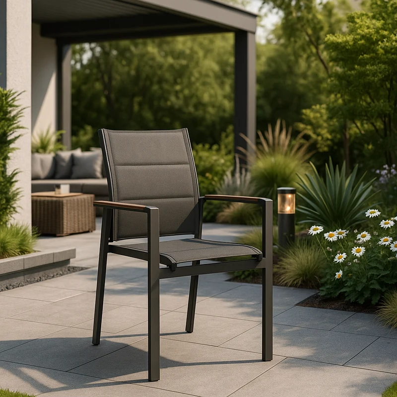 Sedia poltrona "Kubik" da esterno giardino in alluminio verniciato a polvere con dettagli in legno