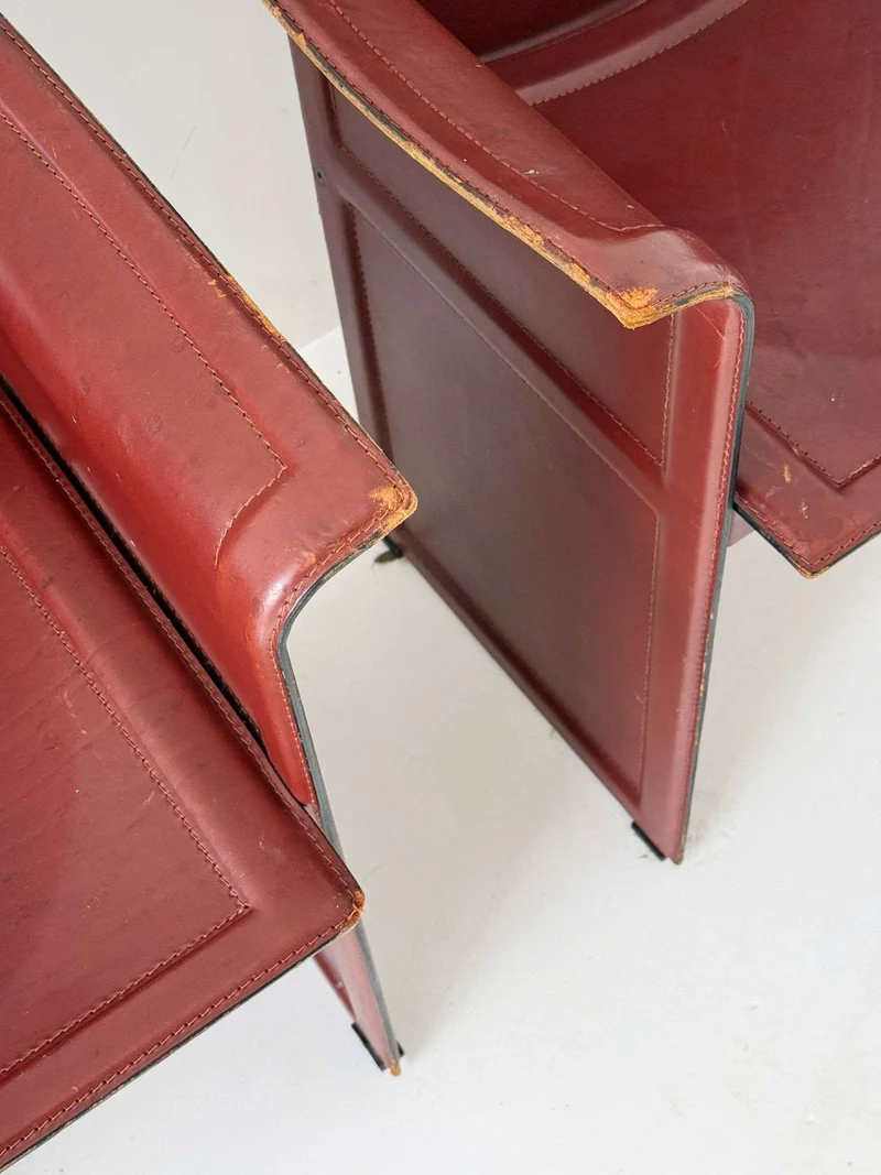 Set di quattro poltrone Matteo Grassi in pelle bordeaux, anni '80
