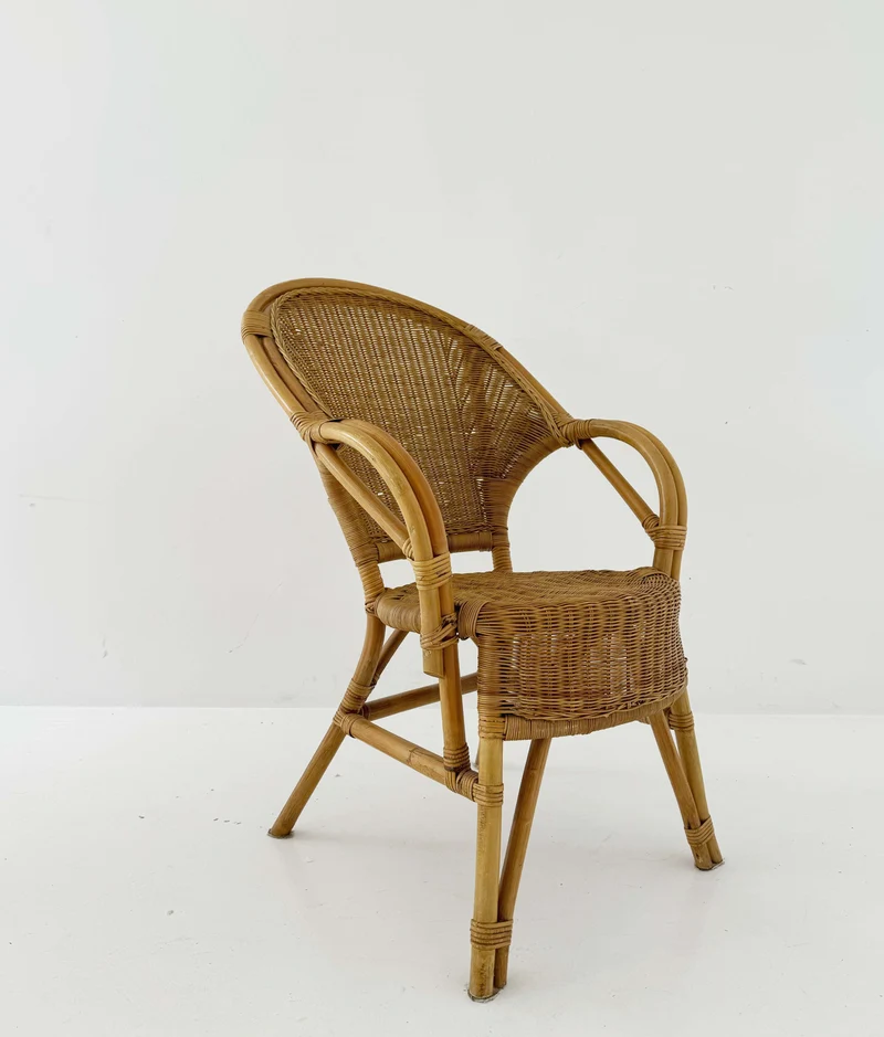 Poltrona in rattan intrecciato