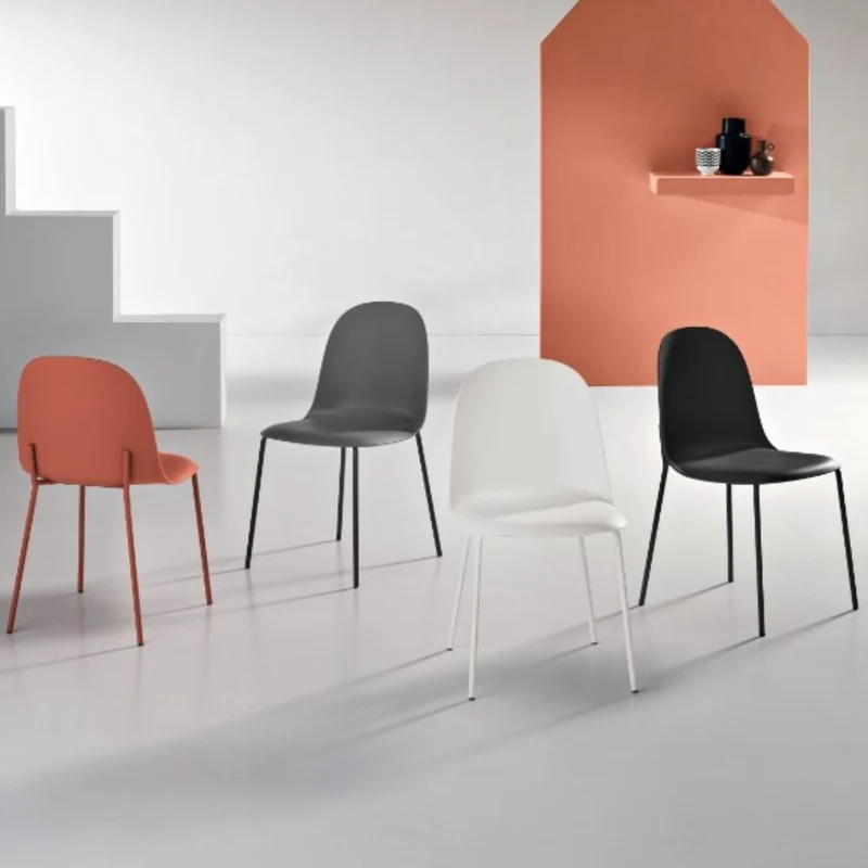 Set 4 Sedie Sala da Pranzo e Cucina, in Polipropilene 45x50x82h cm