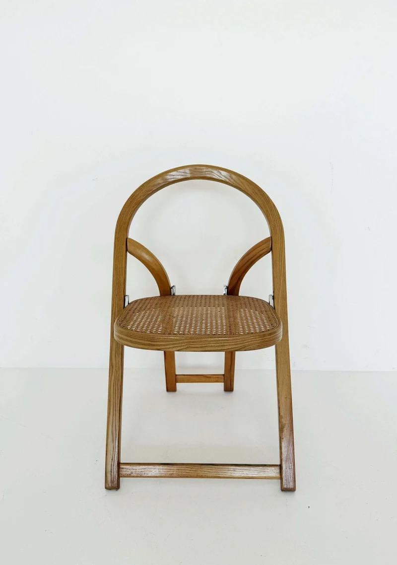 Sedia pieghevole in legno con seduta in paglia di Vienna anni '60 – Made in Italy