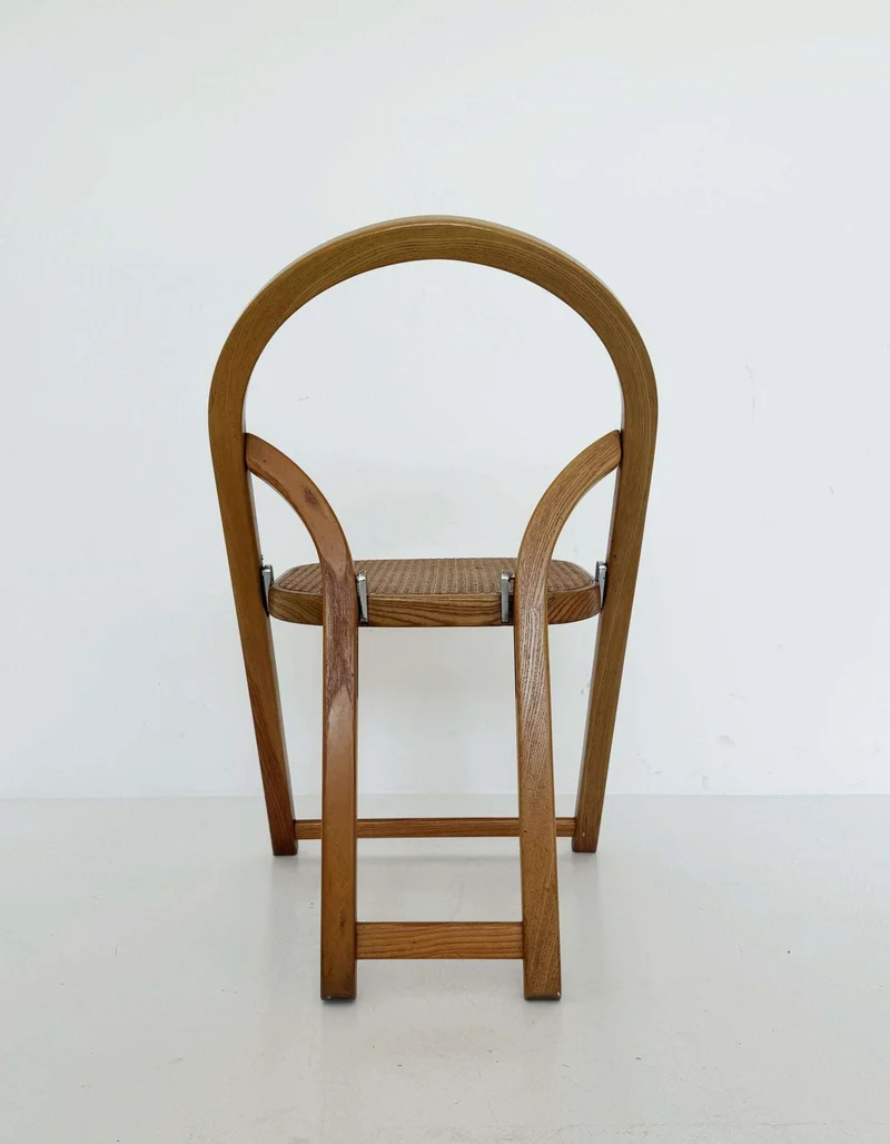 Sedia pieghevole in legno con seduta in paglia di Vienna anni '60 – Made in Italy
