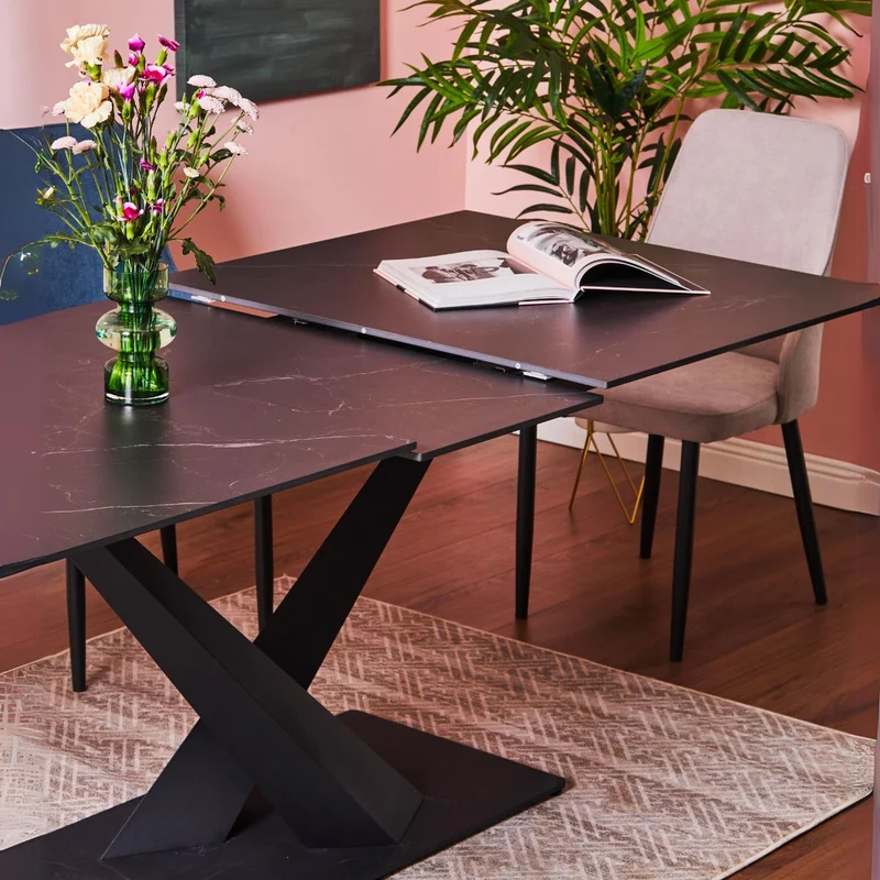Tavolo Allungabile da Pranzo Top In Ceramica Base in Metallo 160/200 cm