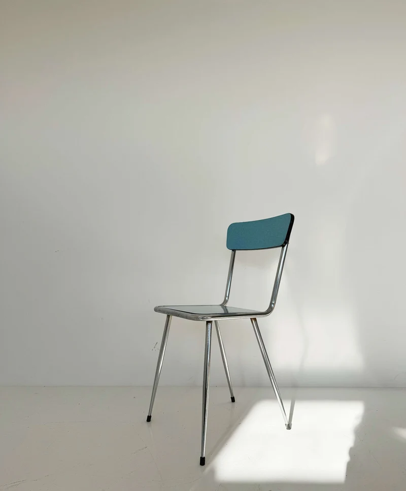 Sedia Vintage in Metallo e Seduta Azzurra
