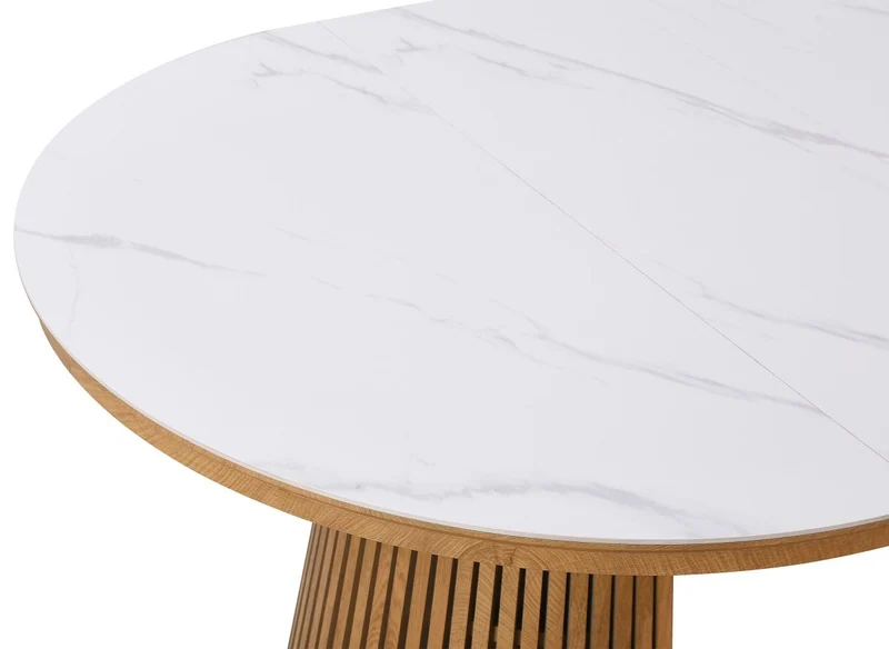 Tavolo da pranzo rotondo allungabile in legno chiaro con piano in ceramica bianca HEKA