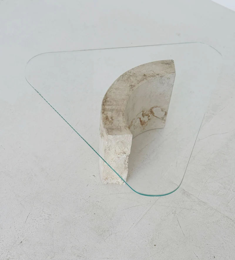 Tavolino con base in marmo