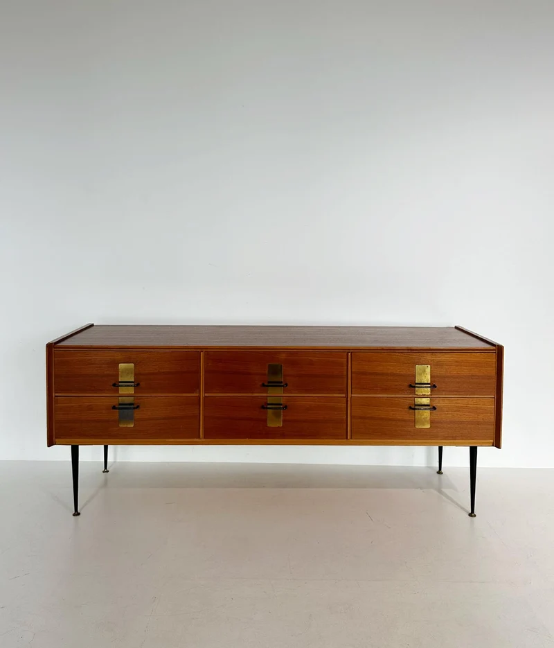 Sideboard