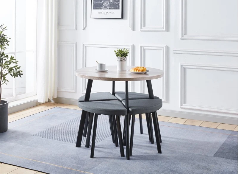 Set tavolo da pranzo in legno grigio chiaro con 4 sgabelli grigi IRINA