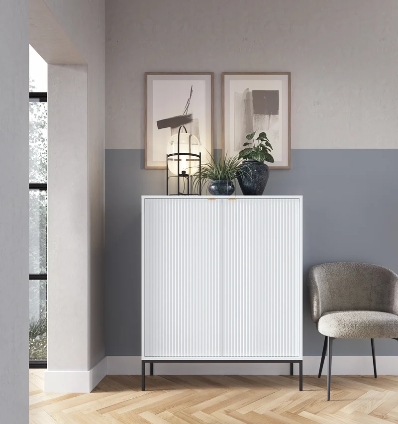 Credenza con piedi in metallo 2 ante in legno laminato Miseno 104x125 cm