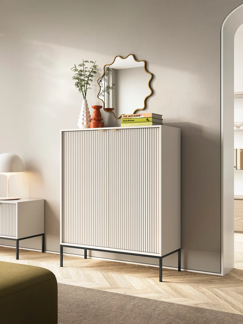 Credenza con piedi in metallo 2 ante in legno laminato Miseno 104x125 cm