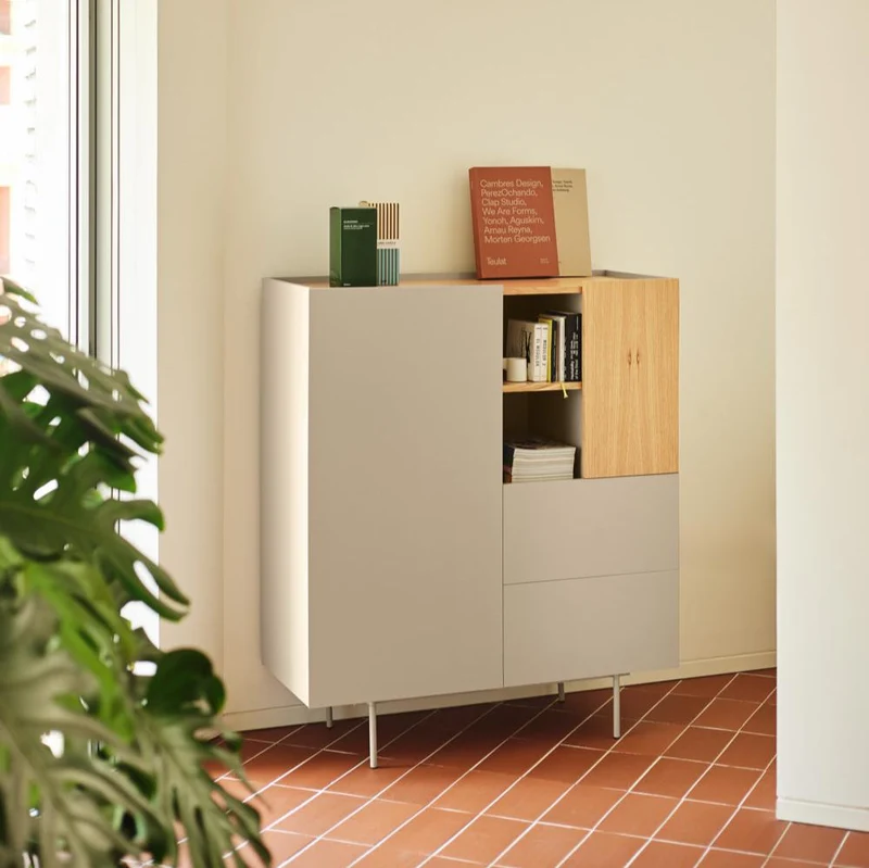 Credenza 2 ante 2 cassetti legno rovere e cashmere Otto di Teulat 100x120 cm