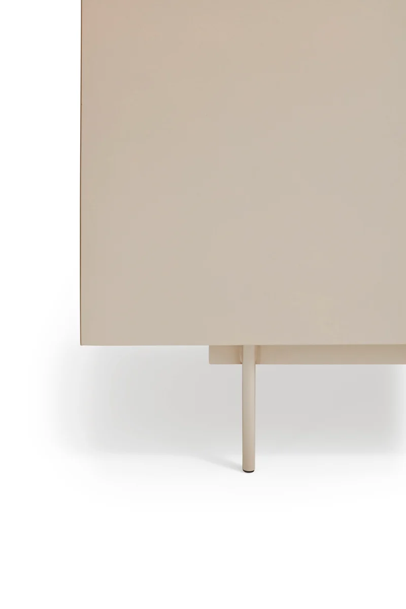 Credenza 2 ante 2 cassetti legno rovere e cashmere Otto di Teulat 100x120 cm