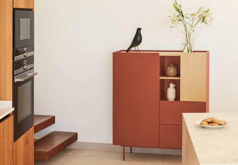 Credenza 2 ante 2 cassetti legno rovere e terracotta Otto di Teulat 100x120 cm
