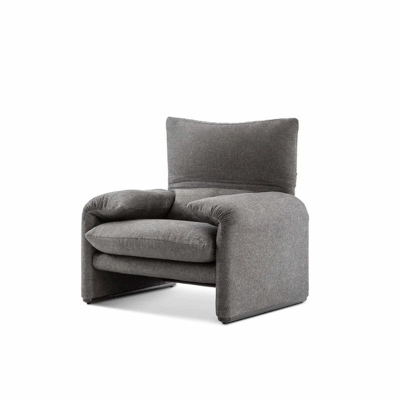 Armchair MARALUNGA, designed by Vico Magistretti for Cassina