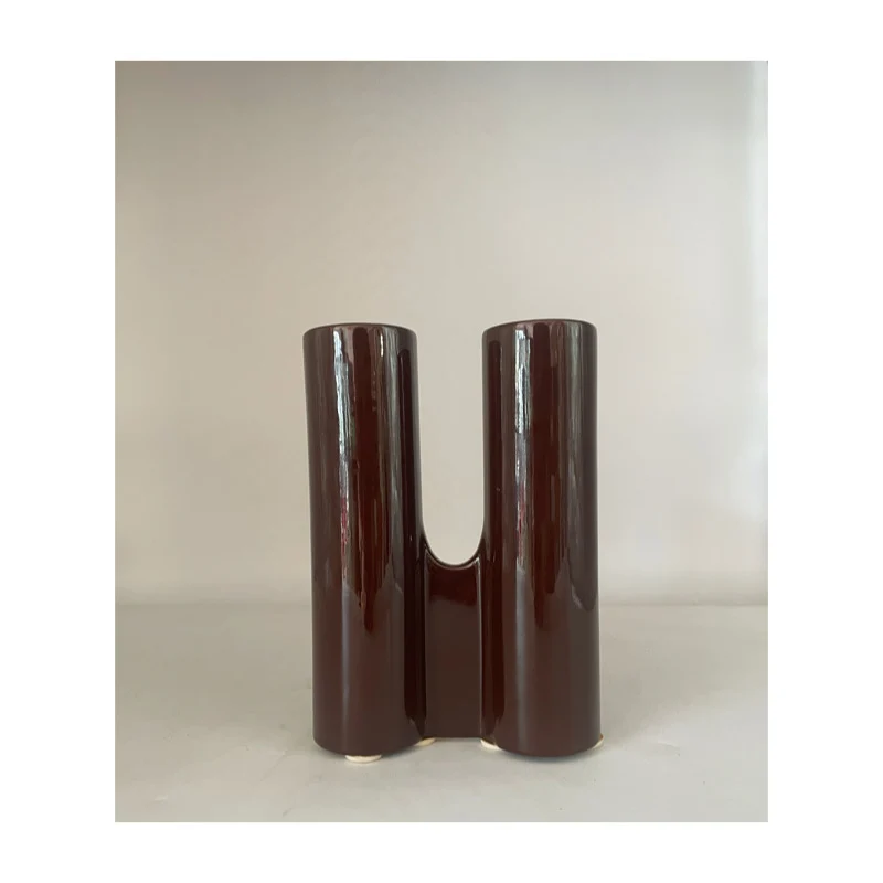 Vaso in ceramica marrone del designer Italiano Enzo Bioli