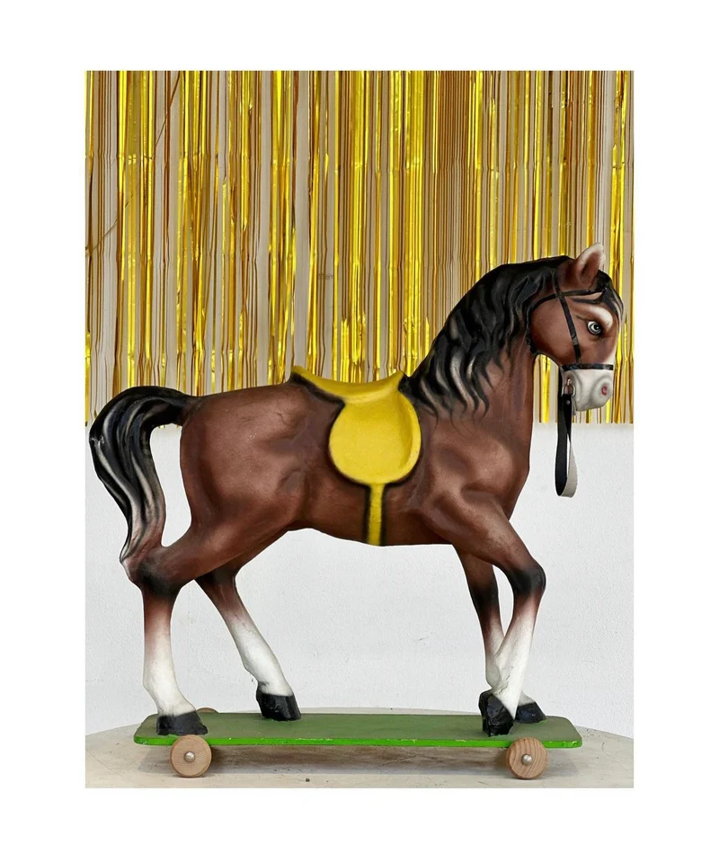 Cavallino con ruote