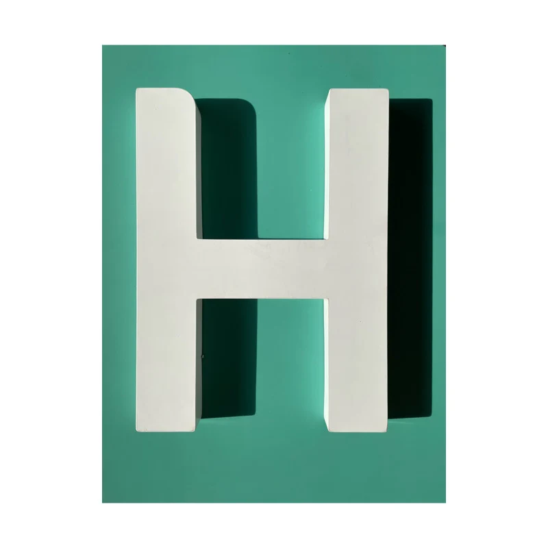 Lettera H