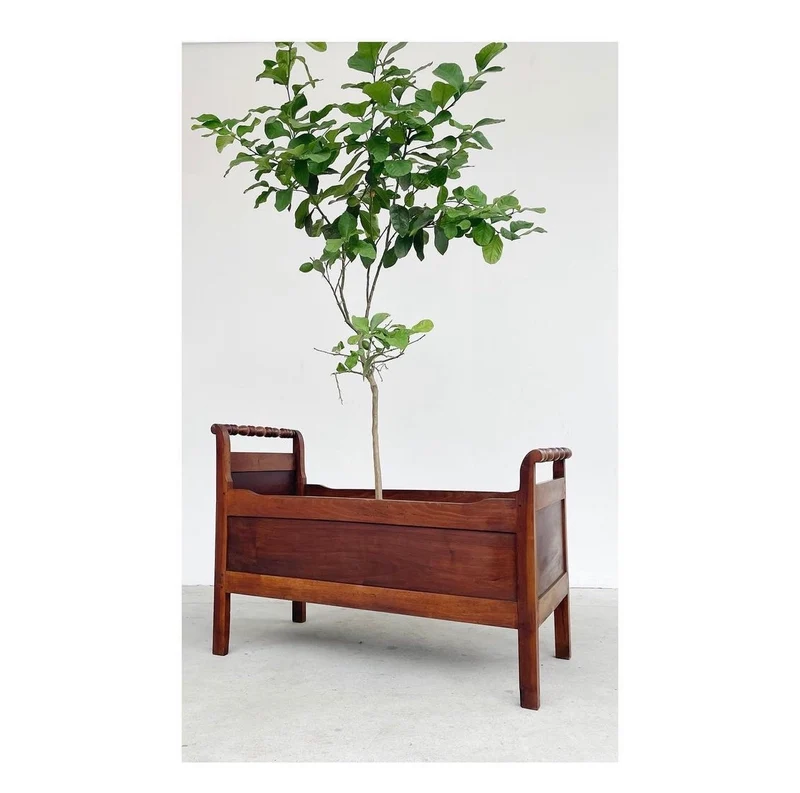 Lettino in legno