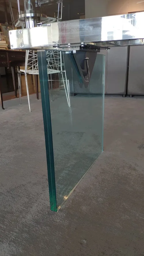 Tavolo rettangolare allungabile "Quasar" By Naos in cristallo Offerta Outlet scontato