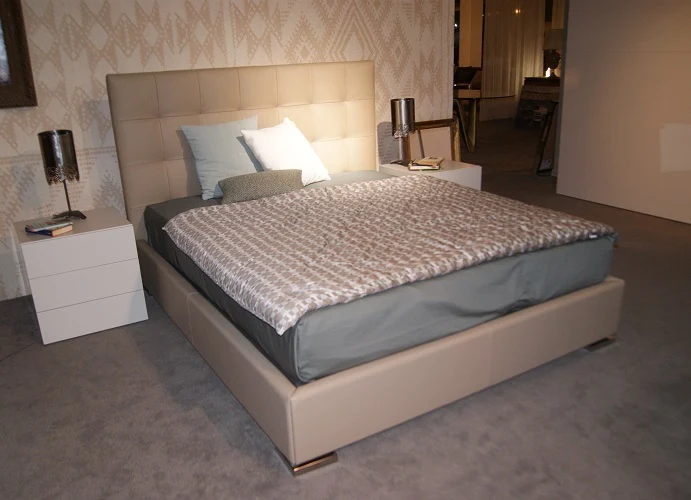 Letto Matrimoniale "Victor" plus By V&nice in pelle Codice 832320 CAT E