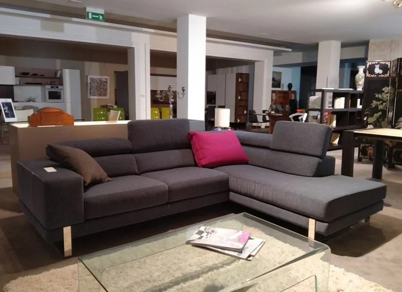Divano angolare in Tessuto Space "B229" By Bruma in offerta Outlet