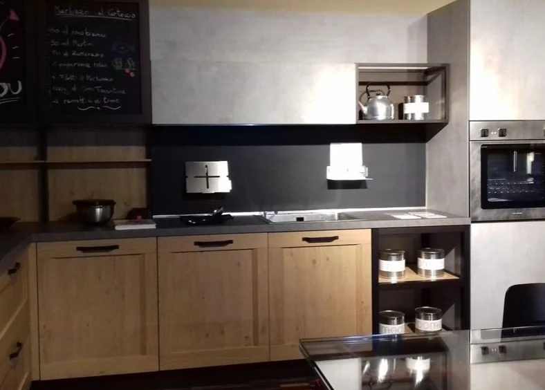 Cucina modello "Asia" telaio By Arredo3 con ante in legno vintage
