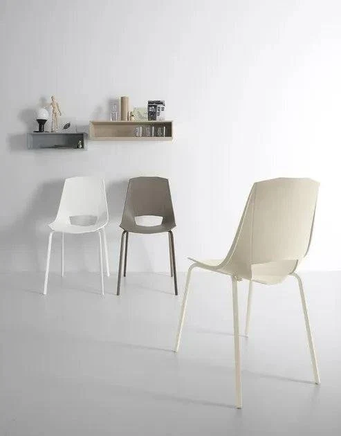 Eva 4 Point House