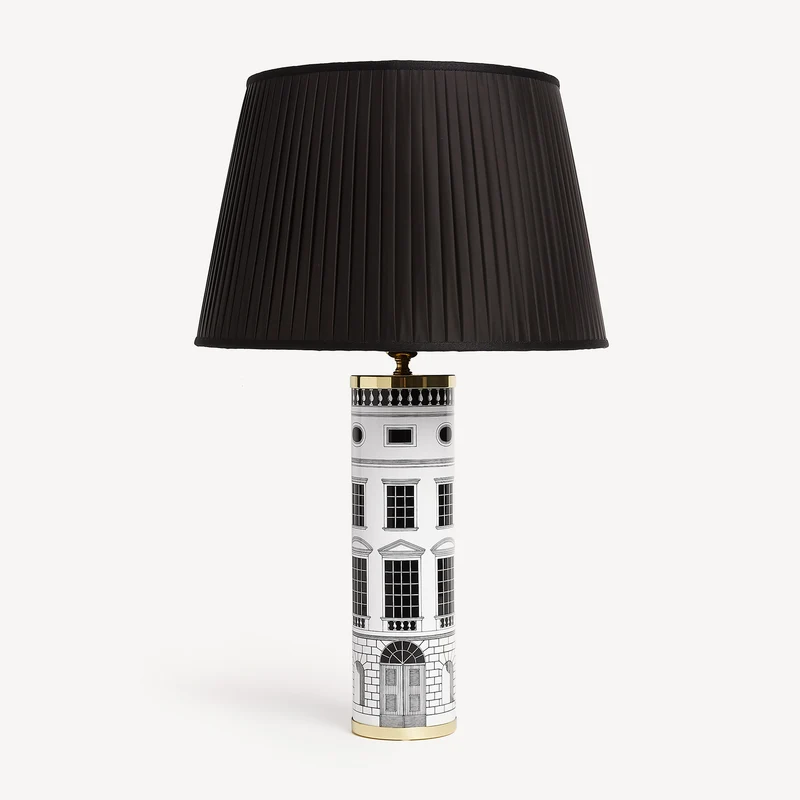 Conical pleated lampshade
