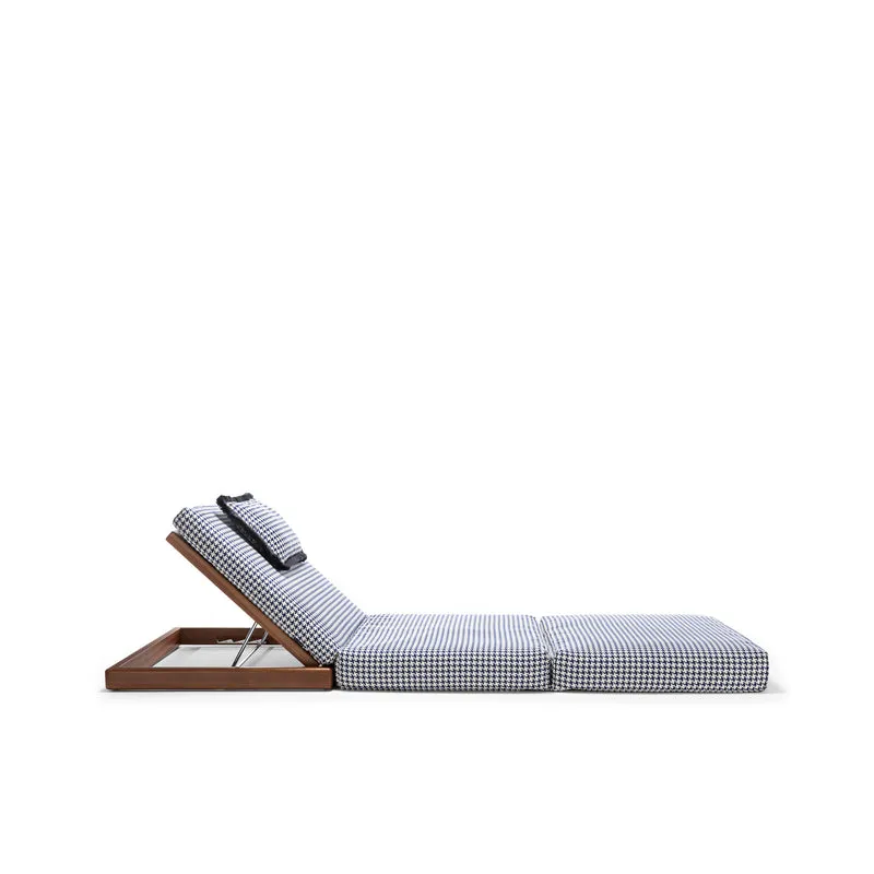 Sunset Pool Side Bed