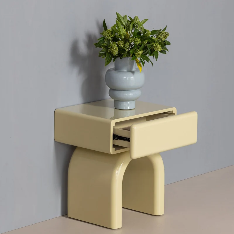 Tavolino in legno massello di pino giallo miele Zest 57x40 cm