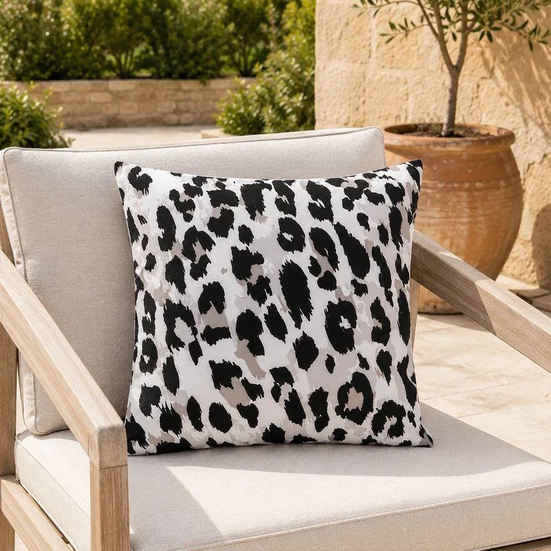 Cuscino da esterno fantasia animalier leopardata bianco e nero 45x45 cm – Felindra