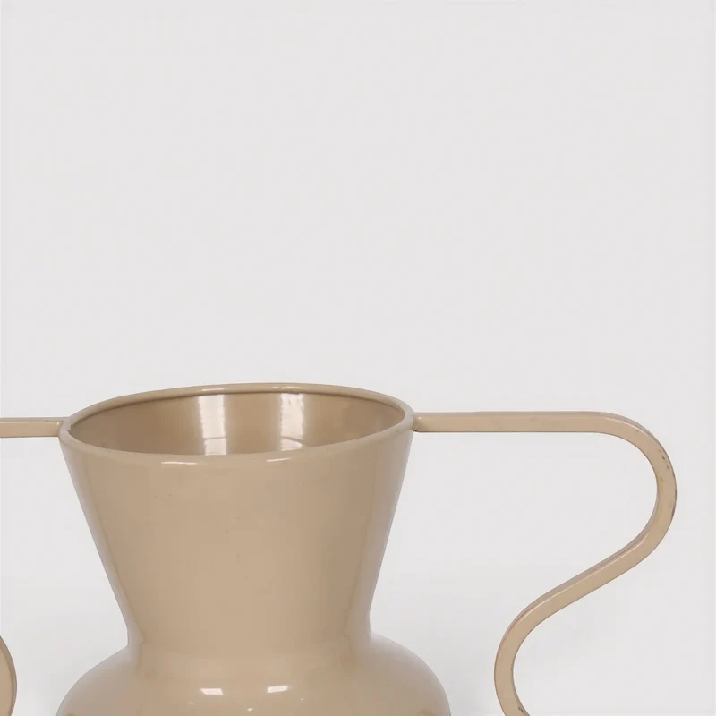 Celandra - Vaso decorativo da interno in metallo beige stile moderno