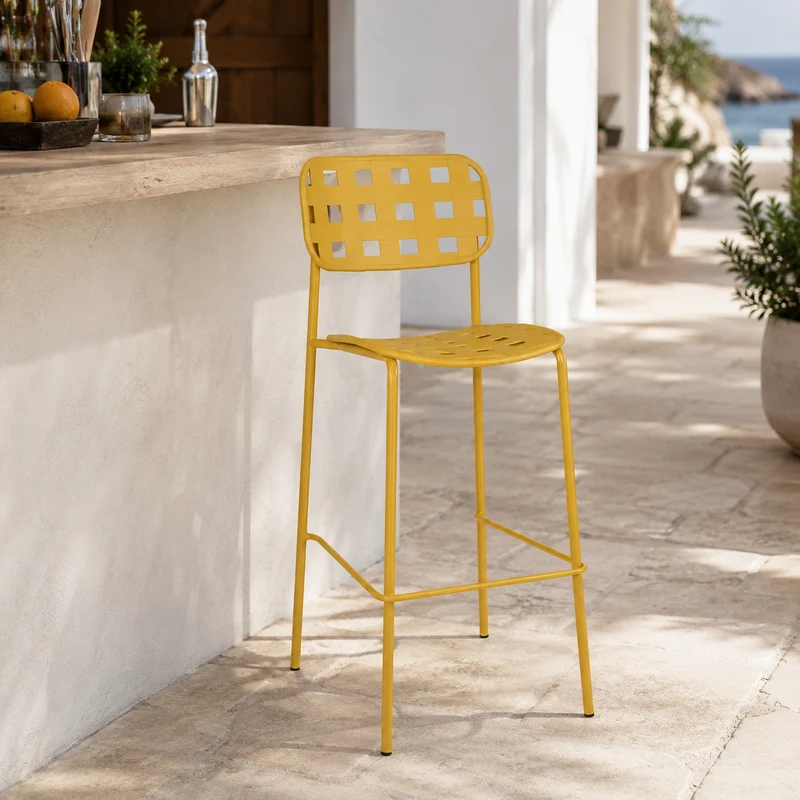 Sgabello bar da esterno ocra impilabile – Clover