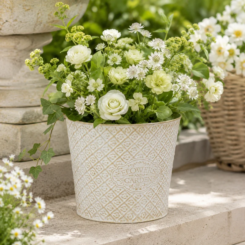 Cache-pot in metallo bianco con patina dorata H20cm – Tino