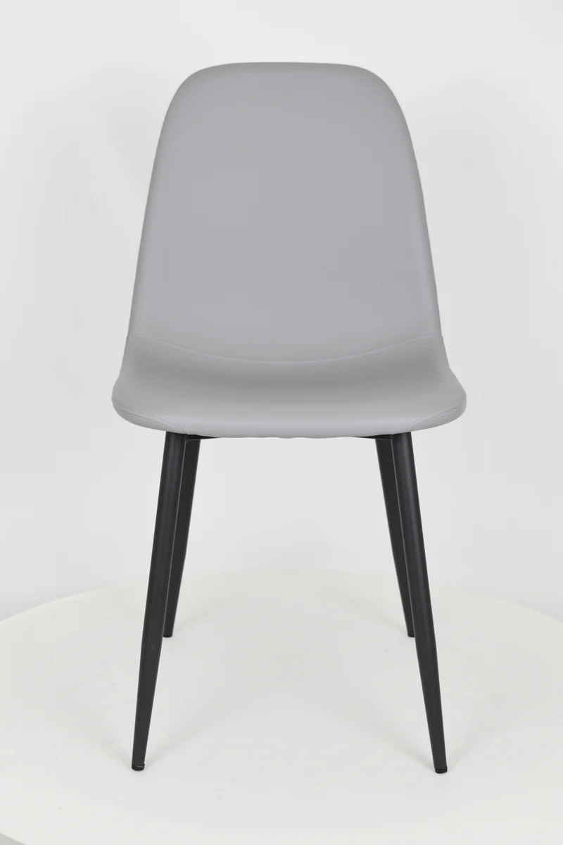 Sedia outlet modello 95 imbottita in finta pelle color grigio chiaro