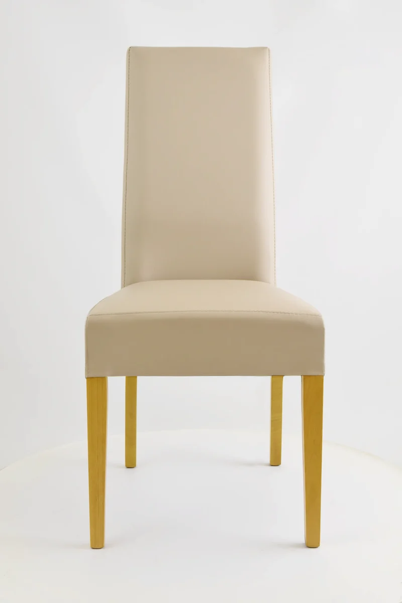 Sedia outlet modello 36 imbottita in finta pelle colore lino gambe color rovere