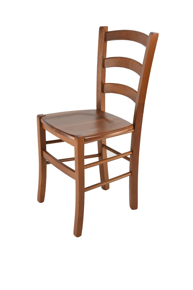 Sedia modello Venice con robusta struttura in legno di faggio e seduta in legno massello