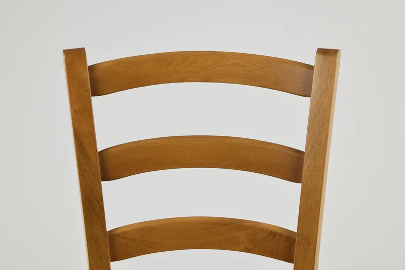 Sedia modello Venice con robusta struttura in legno di faggio e seduta in legno massello