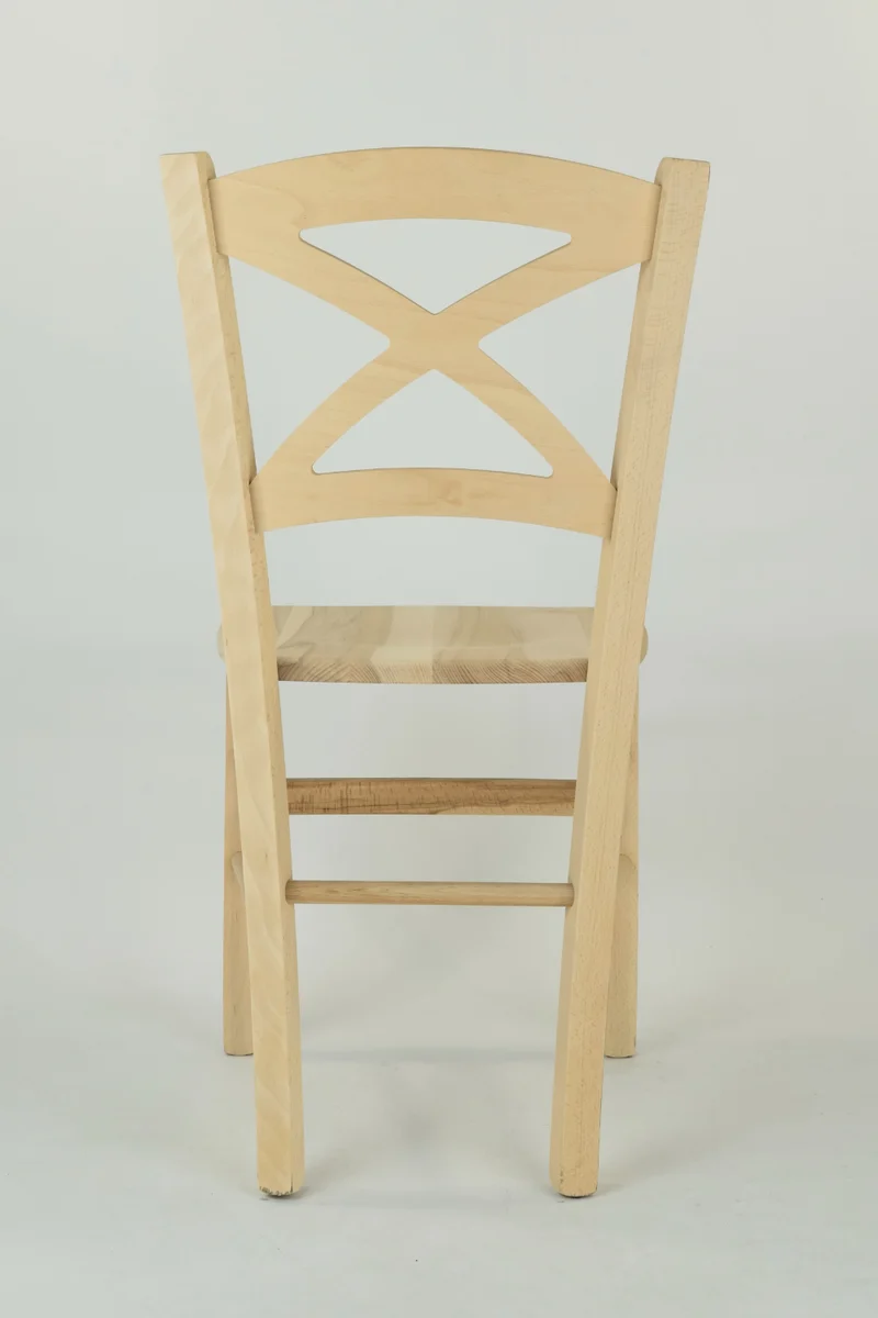 Set sedie modello Cross con robusta struttura in legno di faggio levigato, non trattato, 100% naturale e seduta in legno
