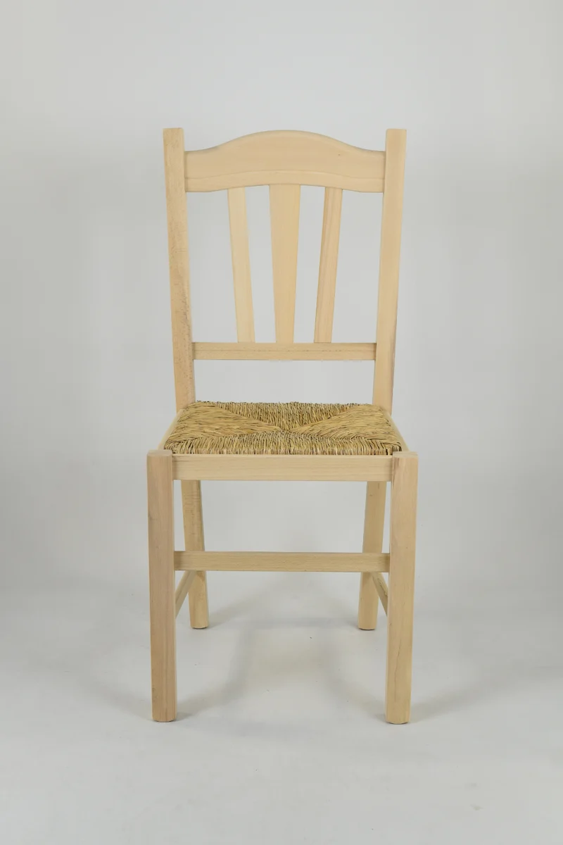 Set sedie modello Silvana con robusta struttura in legno di faggio levigato, non trattato, 100% naturale e seduta in paglia