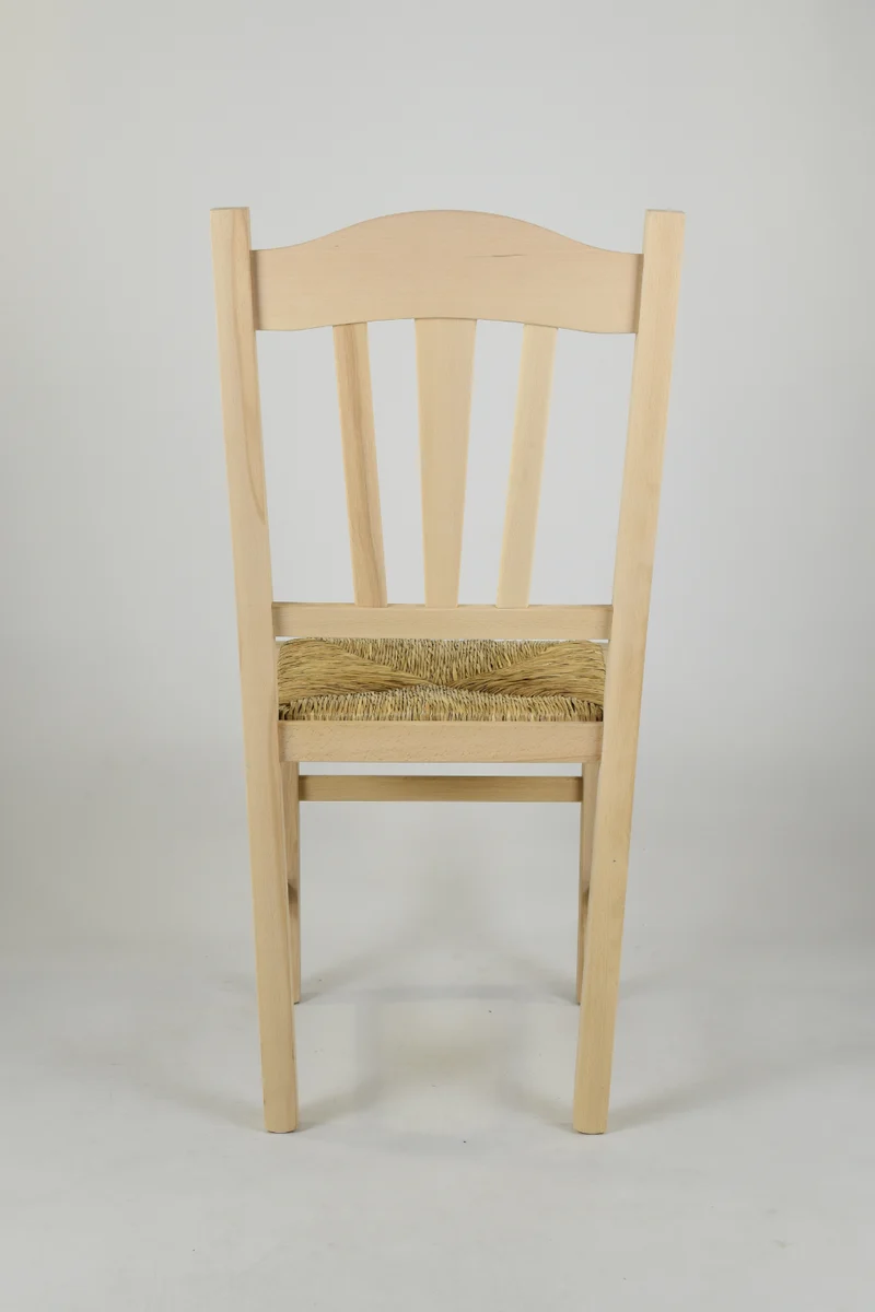 Set sedie modello Silvana con robusta struttura in legno di faggio levigato, non trattato, 100% naturale e seduta in paglia